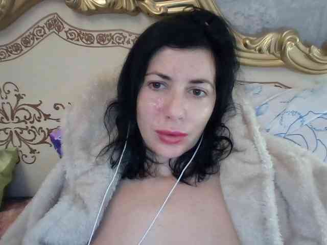 Rosalinda37 webcam