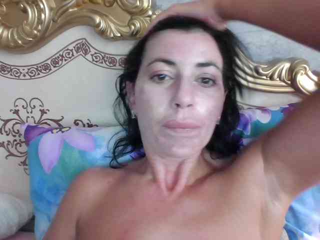 Rosalinda37 webcam