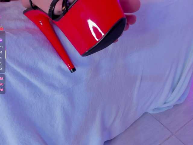 le modèle VictoriaRicci est en webcam porno dans un show sur le site bongacams, il possède les tags suivants: Latino/Hispanic,Redhead,Trimmed