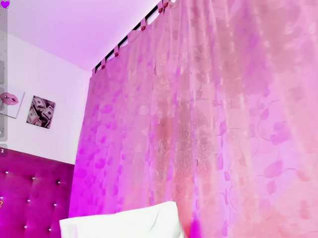 crystal-burbano's BongaCams show and profile