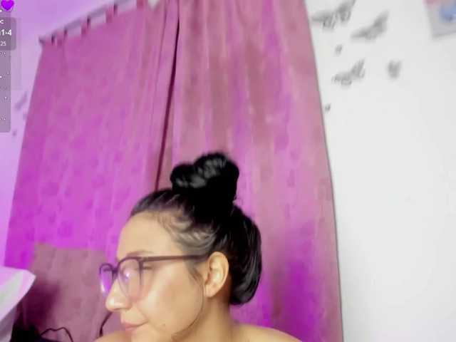 crystal-burbano's BongaCams show and profile