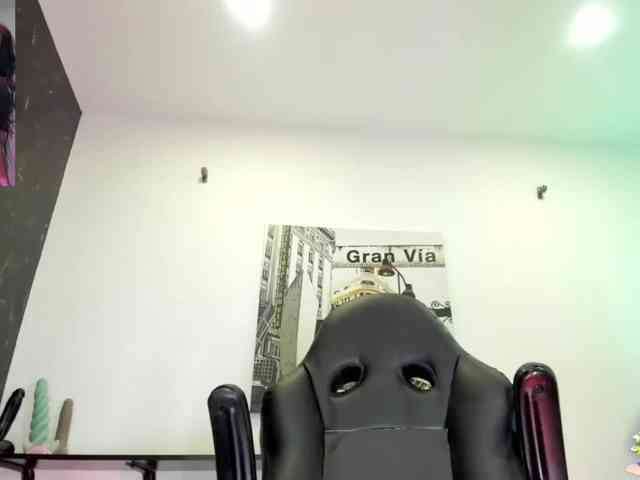 crystal-burbano crystal-burbano