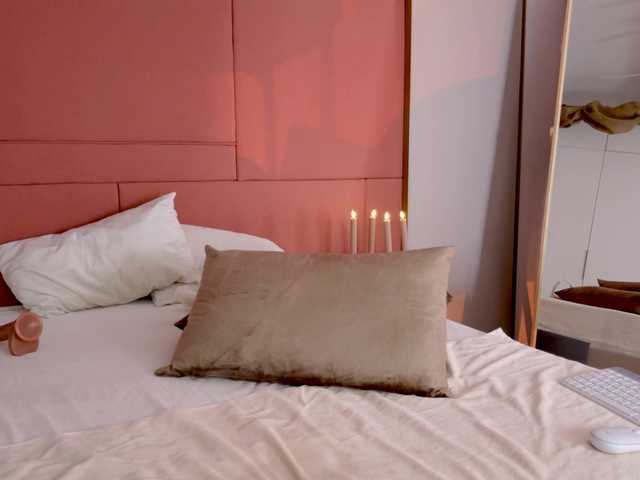 LilouKatt's BongaCams show and profile