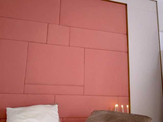 LilouKatt's BongaCams show and profile