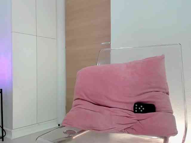 LilouKatt webcam