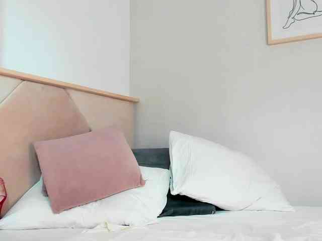 LilouKatt webcam