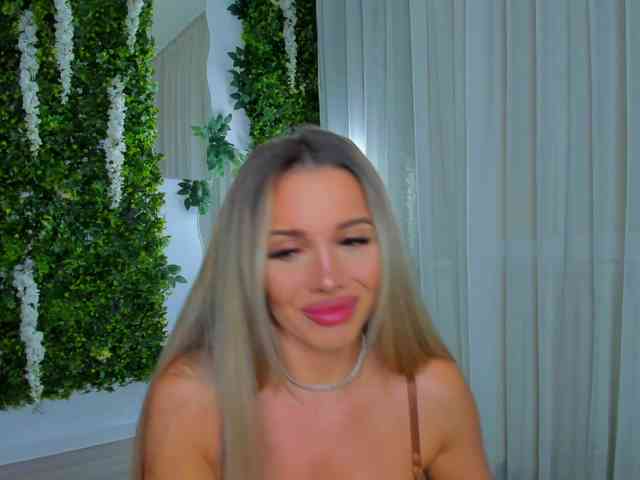 ZinaSquirts ZinaSquirts