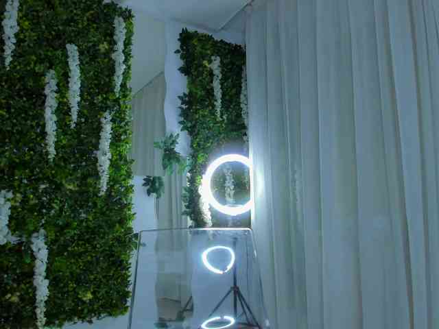 ZinaSquirts ZinaSquirts