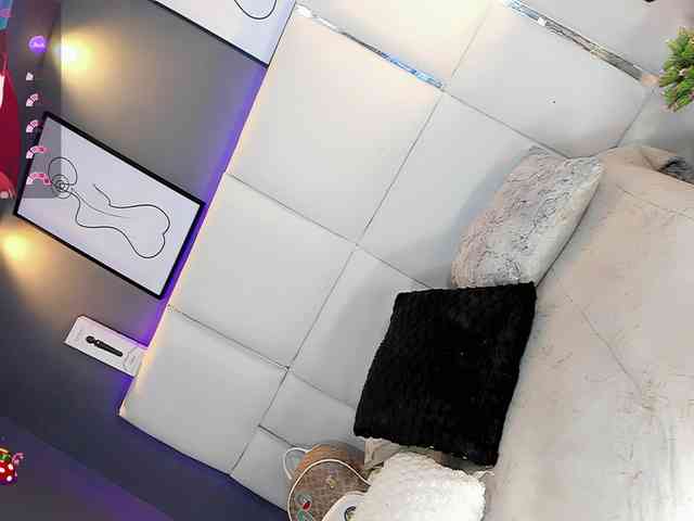 ManellykSparklee ManellykSparklee