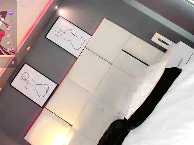 ManellykSparklee Live Webcam on BongaCams