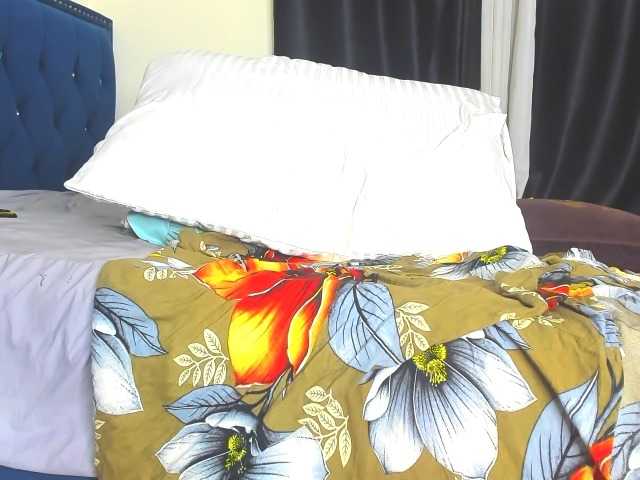 Lucienah live cam profile