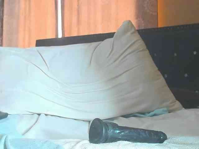 Lucienah webcam