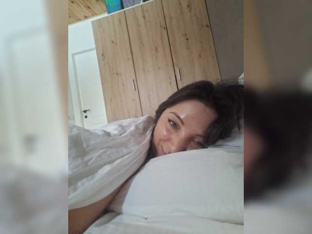 Succubus13's BongaCams show and profile