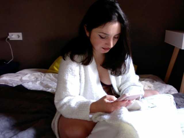 Succubus13's BongaCams show and profile
