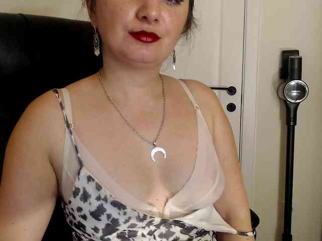 Succubus13 webcam