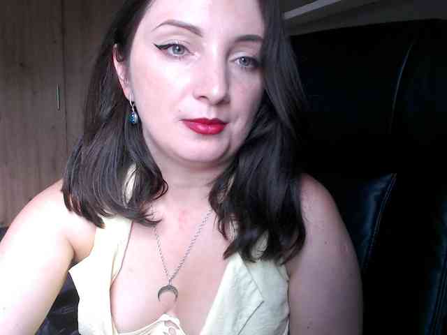 Succubus13 webcam