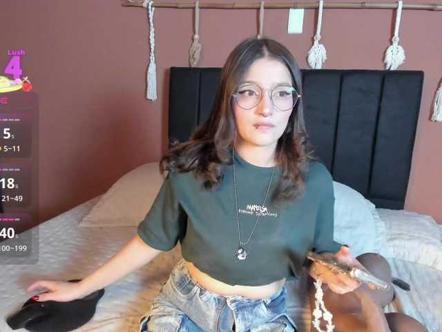 ELECKTRA-SWEET's BongaCams show and profile