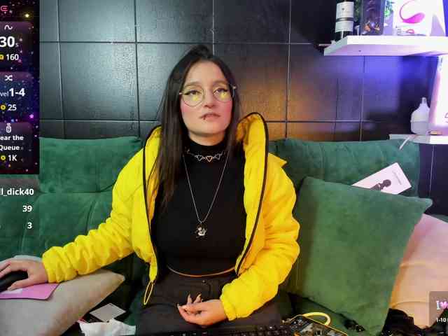 free live video chat ELECKTRA-SWEET