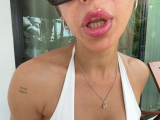 -CandyViki- Porn Show