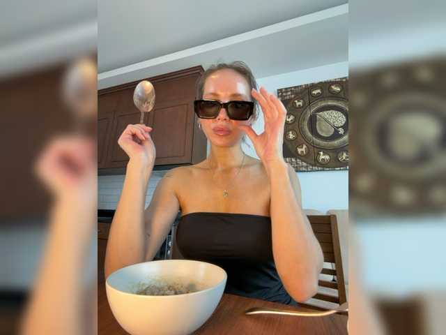 meow-777 from BongaCams is Freechat