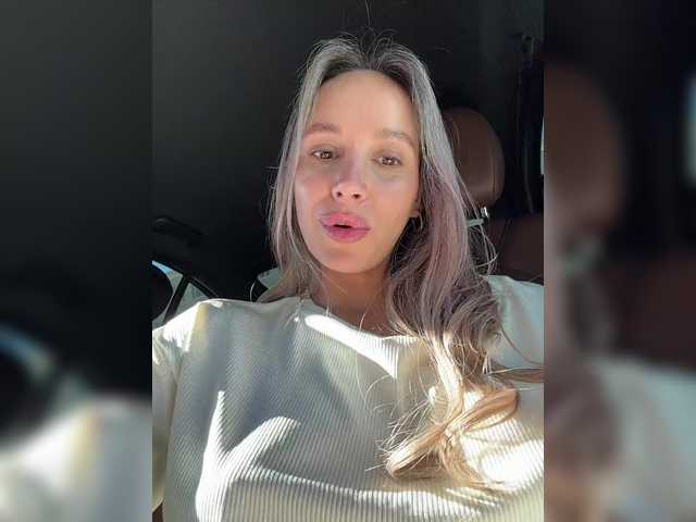 meow-777 Live Webcam on BongaCams