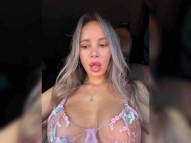 meow-777's webcam live show