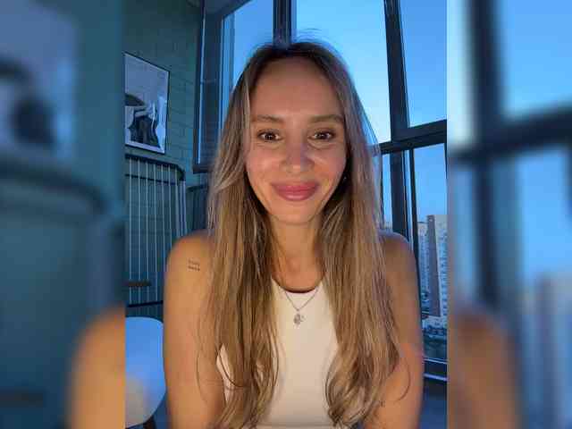 meow-777 Live Webcam on BongaCams