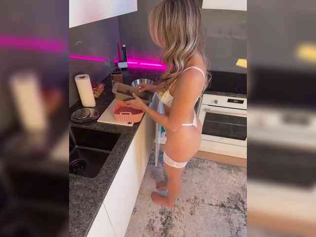 meow-777 Live Webcam on BongaCams