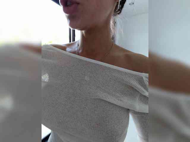 meow-777 Live Webcam on BongaCams