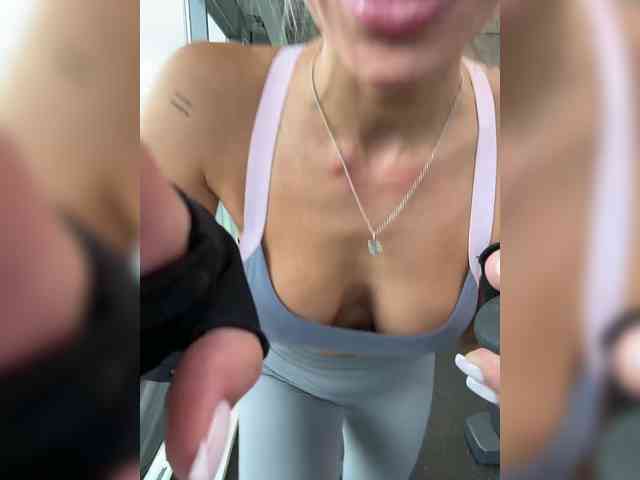 CandyViki webcam