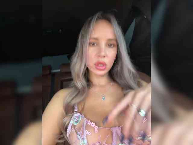 meow-777's webcam live show