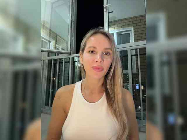 CandyViki webcam