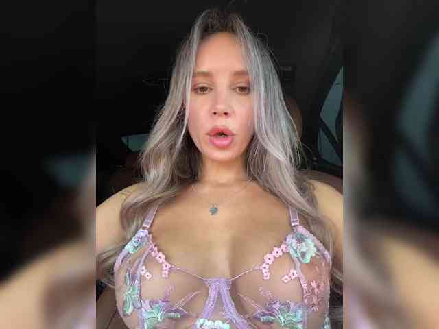 meow-777's webcam live show