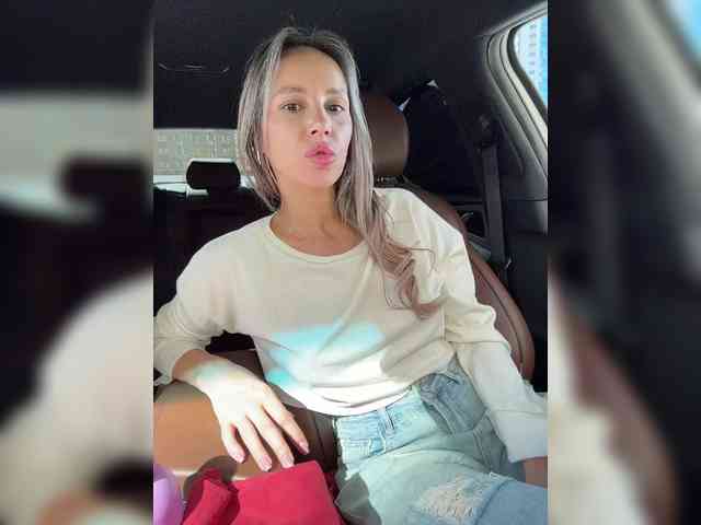 CandyViki webcam