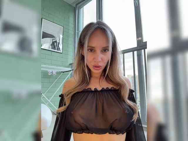CandyViki webcam