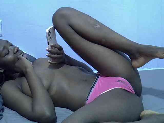 Sexydee14 webcam