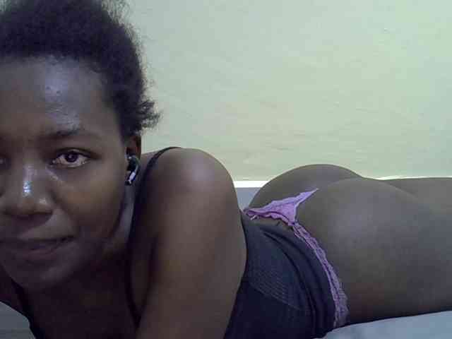 Sexydee14 webcam