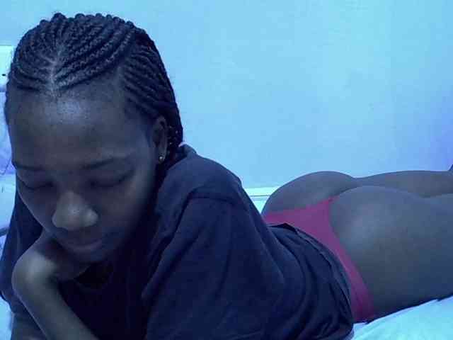 Sexydee14 webcam