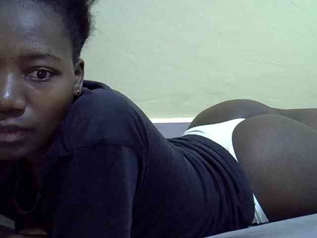 Sexydee14 webcam