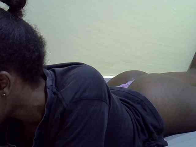 Sexydee14 webcam