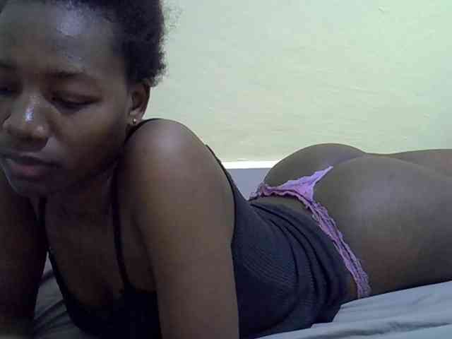 Sexydee14 webcam
