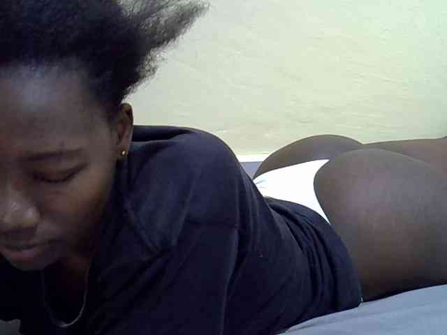 Sexydee14 webcam
