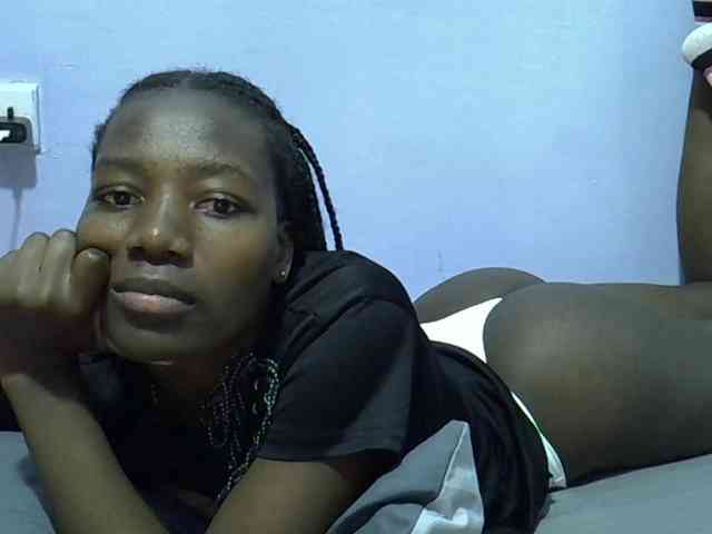 Sexydee14 webcam