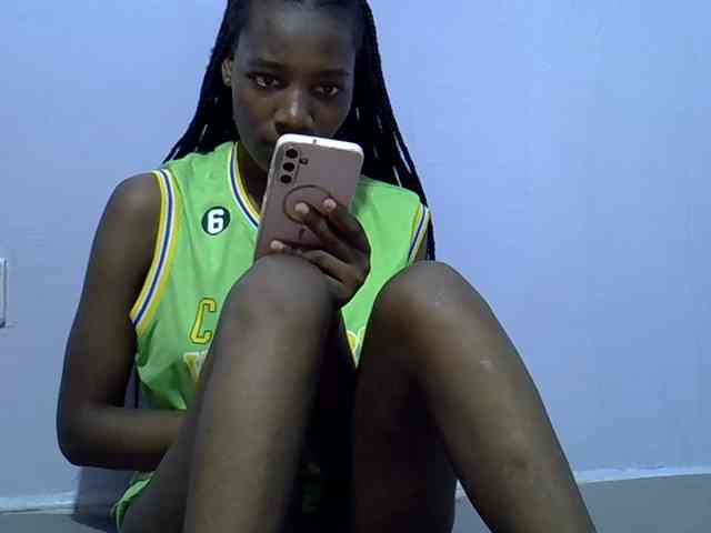 Sexydee14 webcam