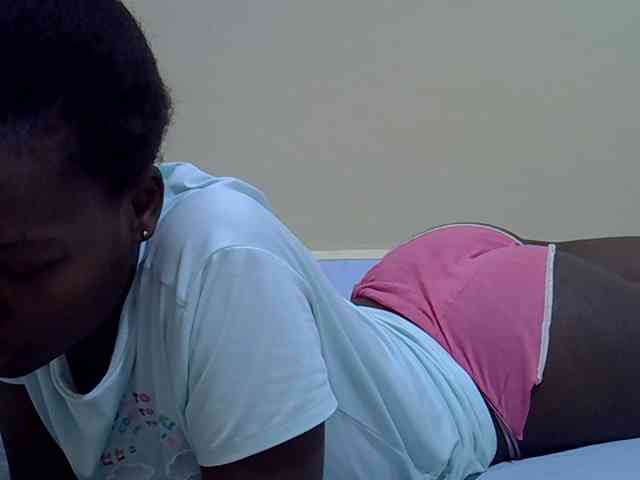 Sexydee14 bongacams