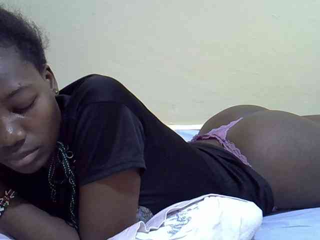 Sexydee14 webcam