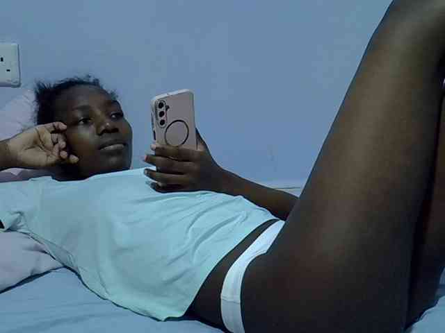 Sexydee14 webcam