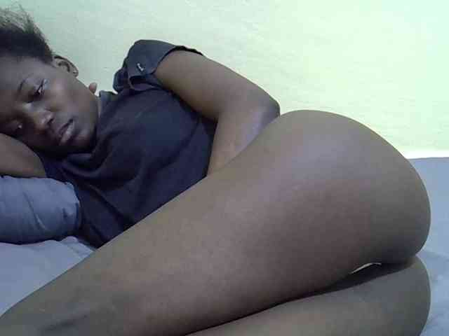 Sexydee14 webcam