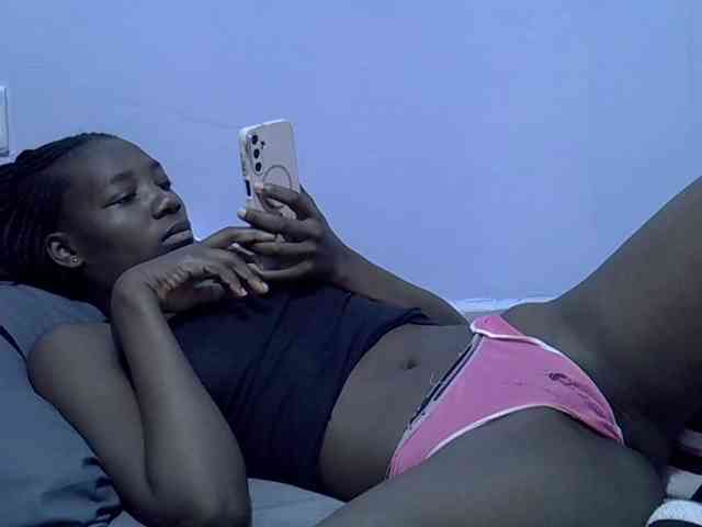 Sexydee14 webcam