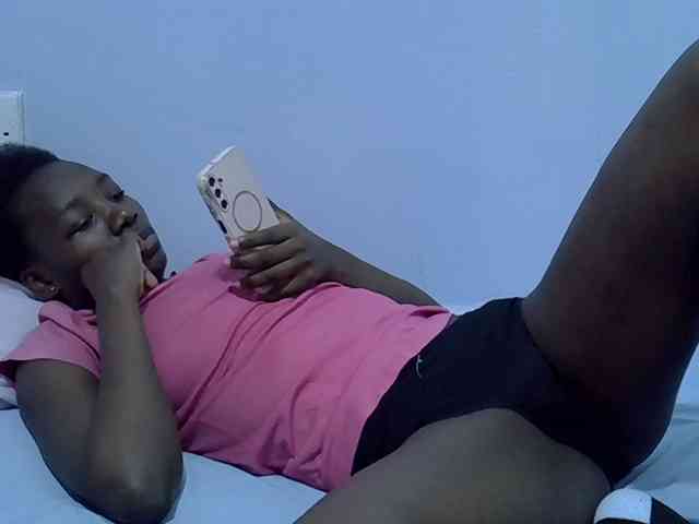 Sexydee14 webcam